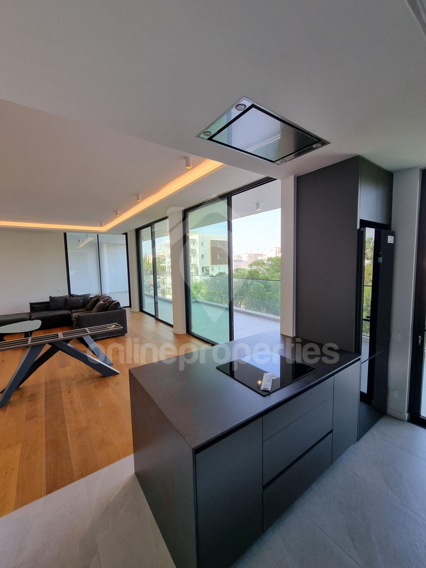 To change image, hover mouse over thumbnails below