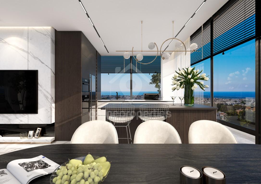 To change image, hover mouse over thumbnails below