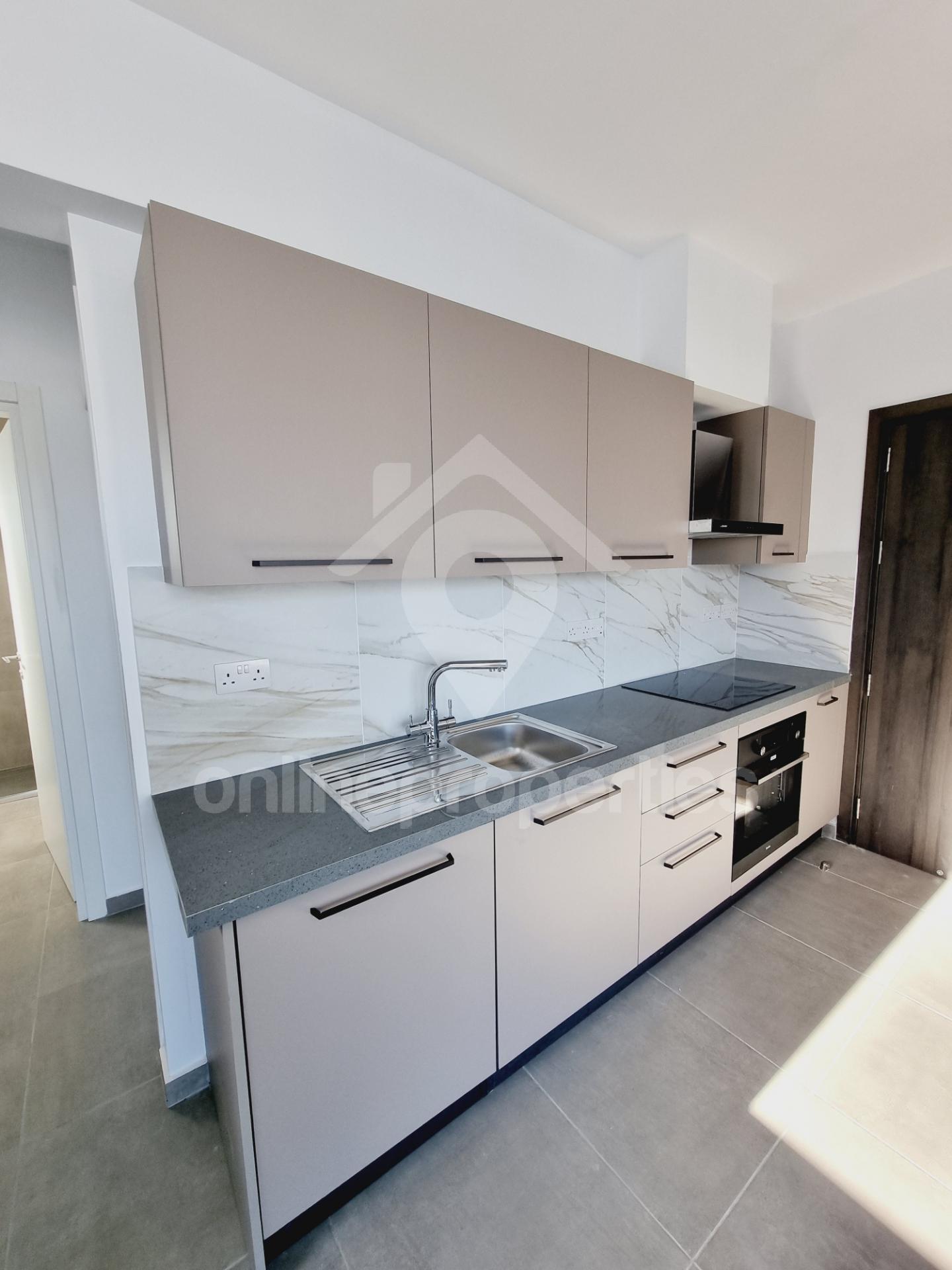 To change image, hover mouse over thumbnails below