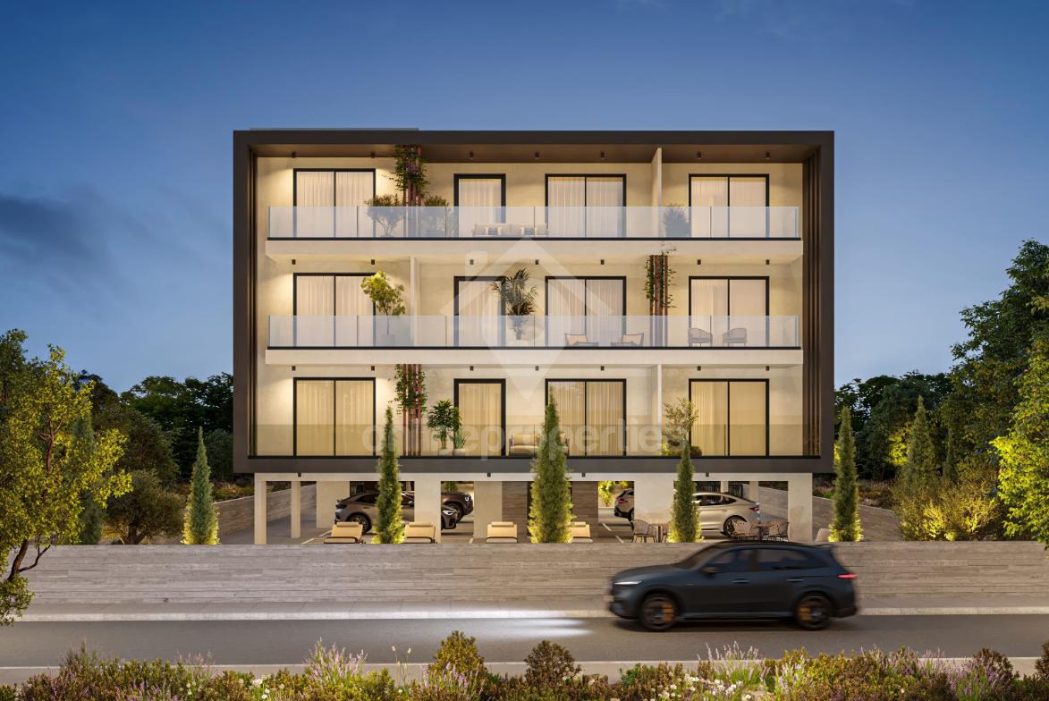 To change image, hover mouse over thumbnails below