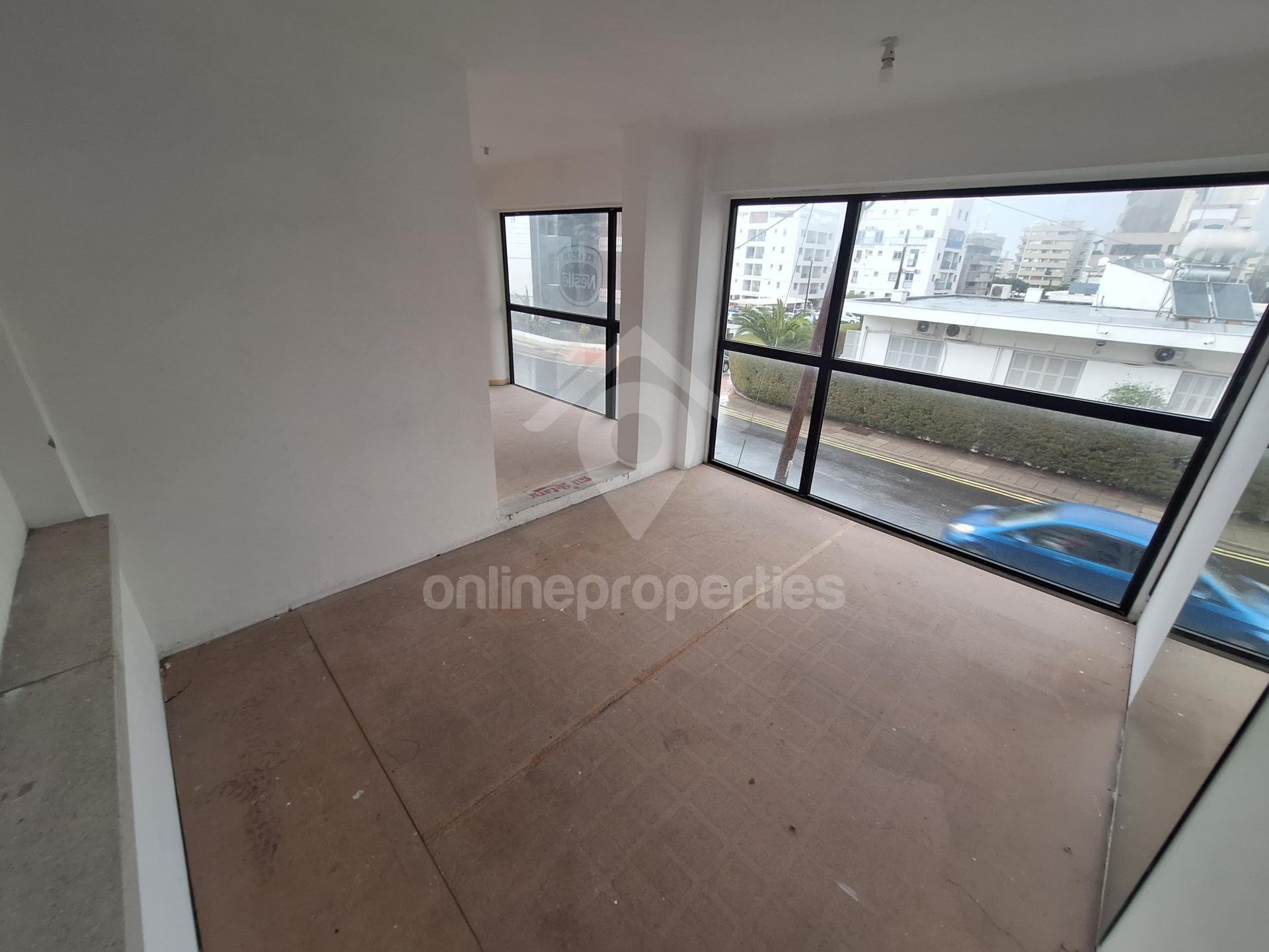 To change image, hover mouse over thumbnails below