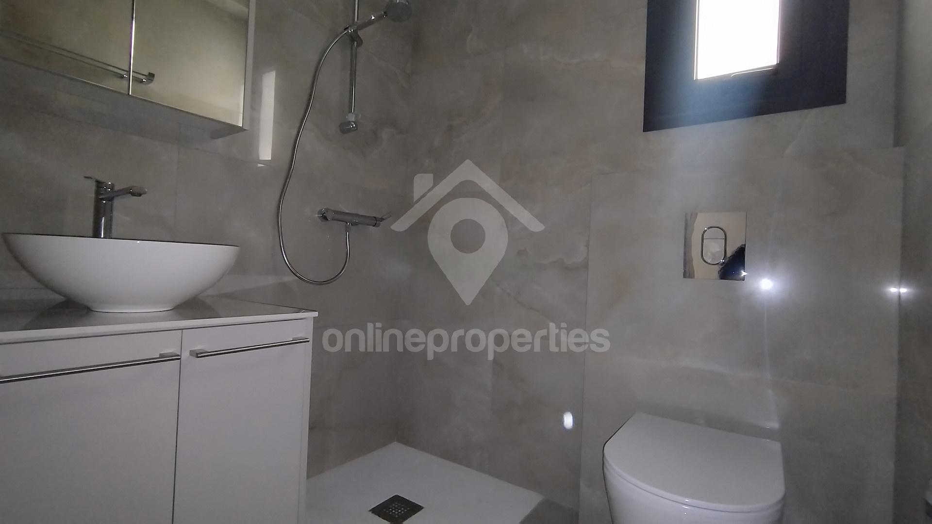 To change image, hover mouse over thumbnails below