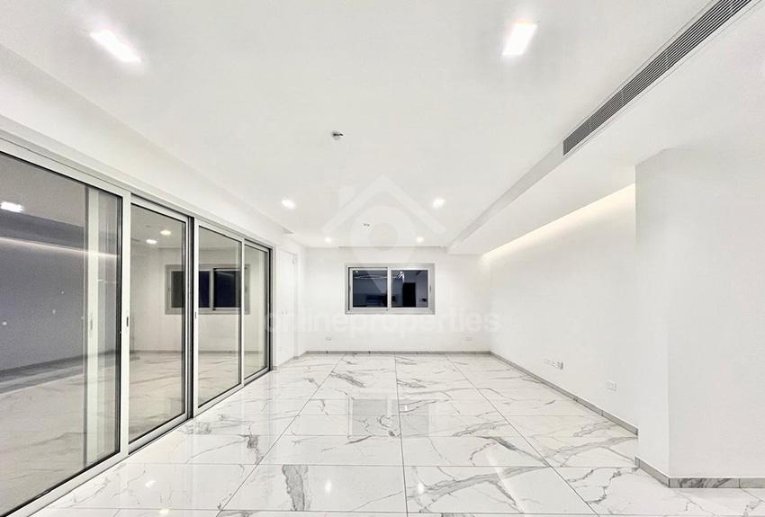 To change image, hover mouse over thumbnails below