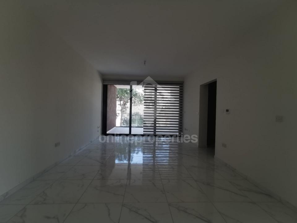 To change image, hover mouse over thumbnails below