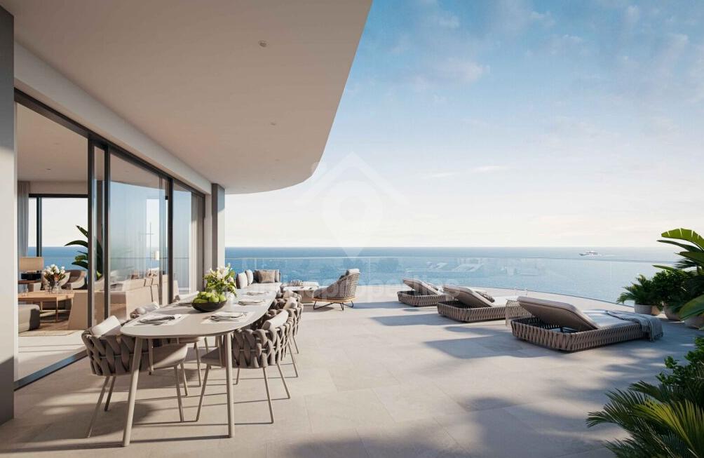 To change image, hover mouse over thumbnails below