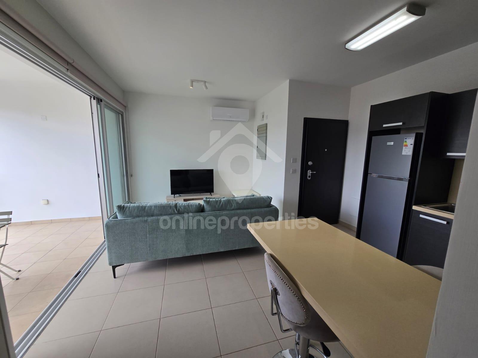 To change image, hover mouse over thumbnails below