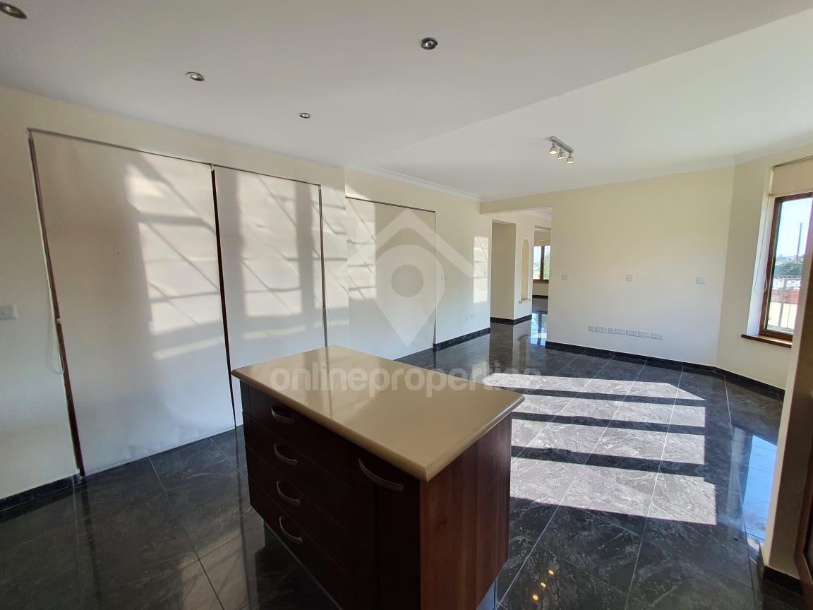 To change image, hover mouse over thumbnails below