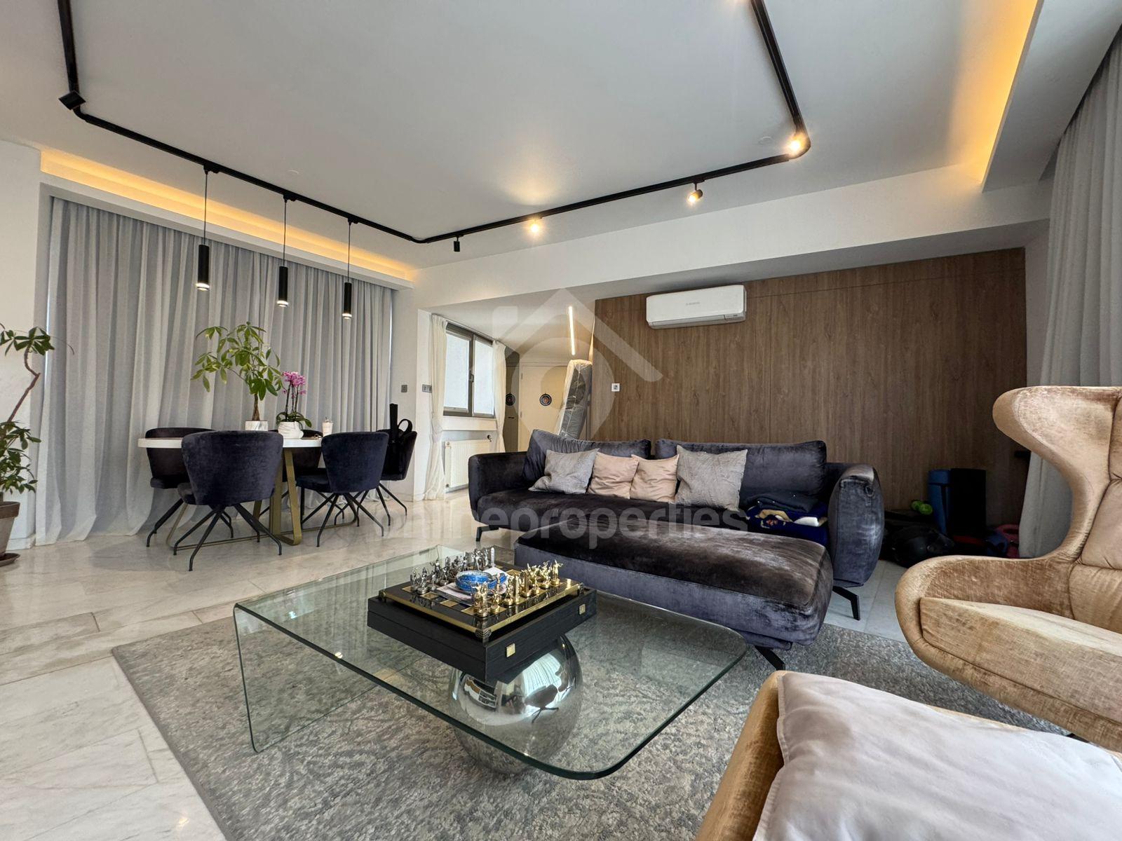 Modern Fully Furnished 3-Bedroom Apartment in the Heart of the City Center