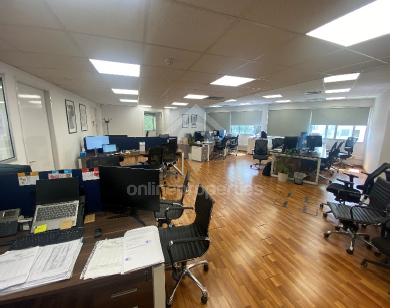 To change image, hover mouse over thumbnails below