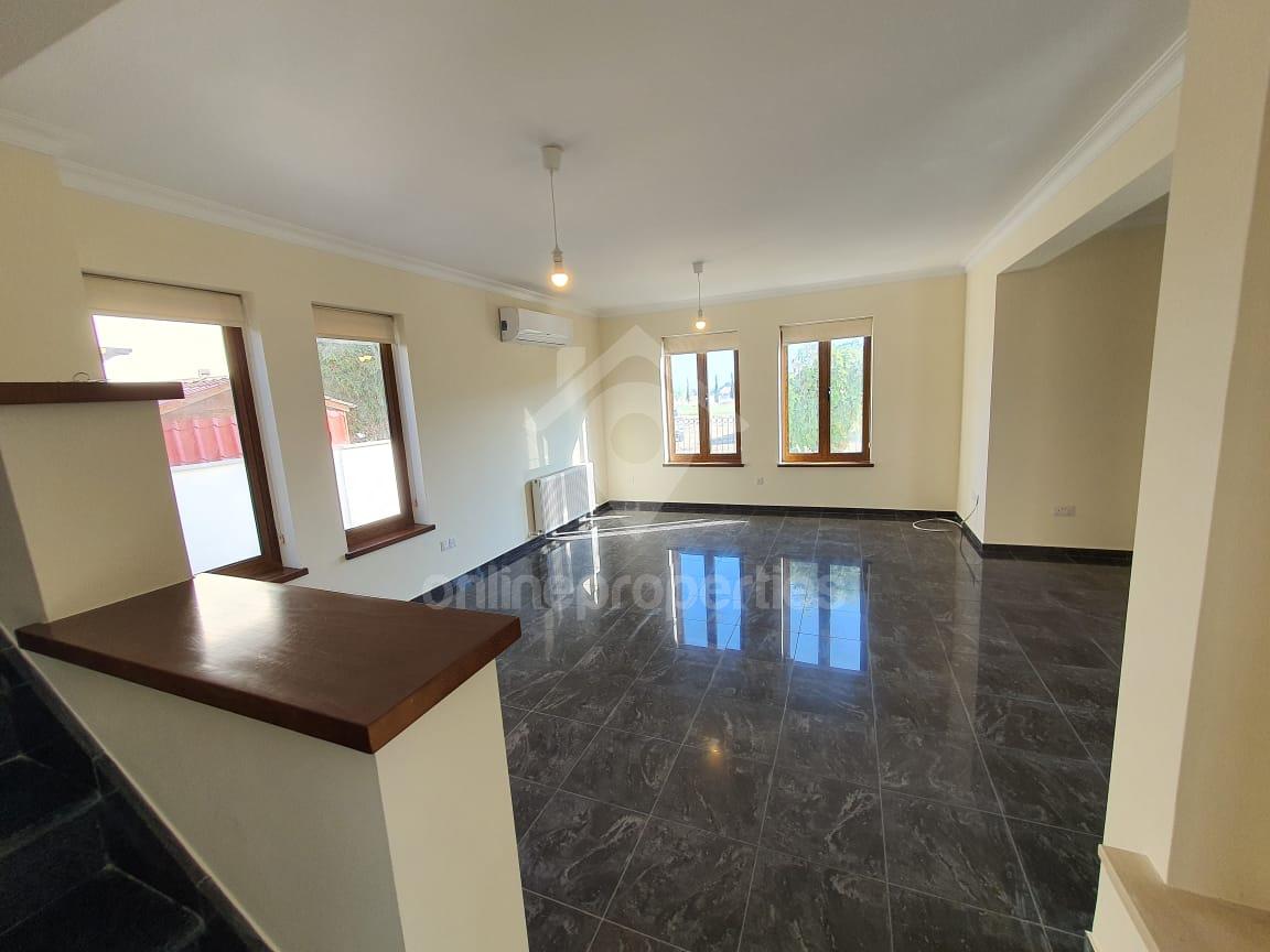 To change image, hover mouse over thumbnails below