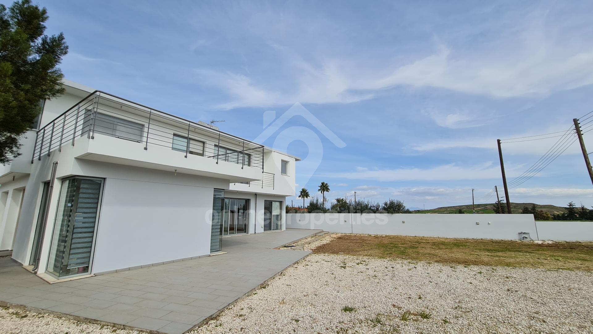 To change image, hover mouse over thumbnails below