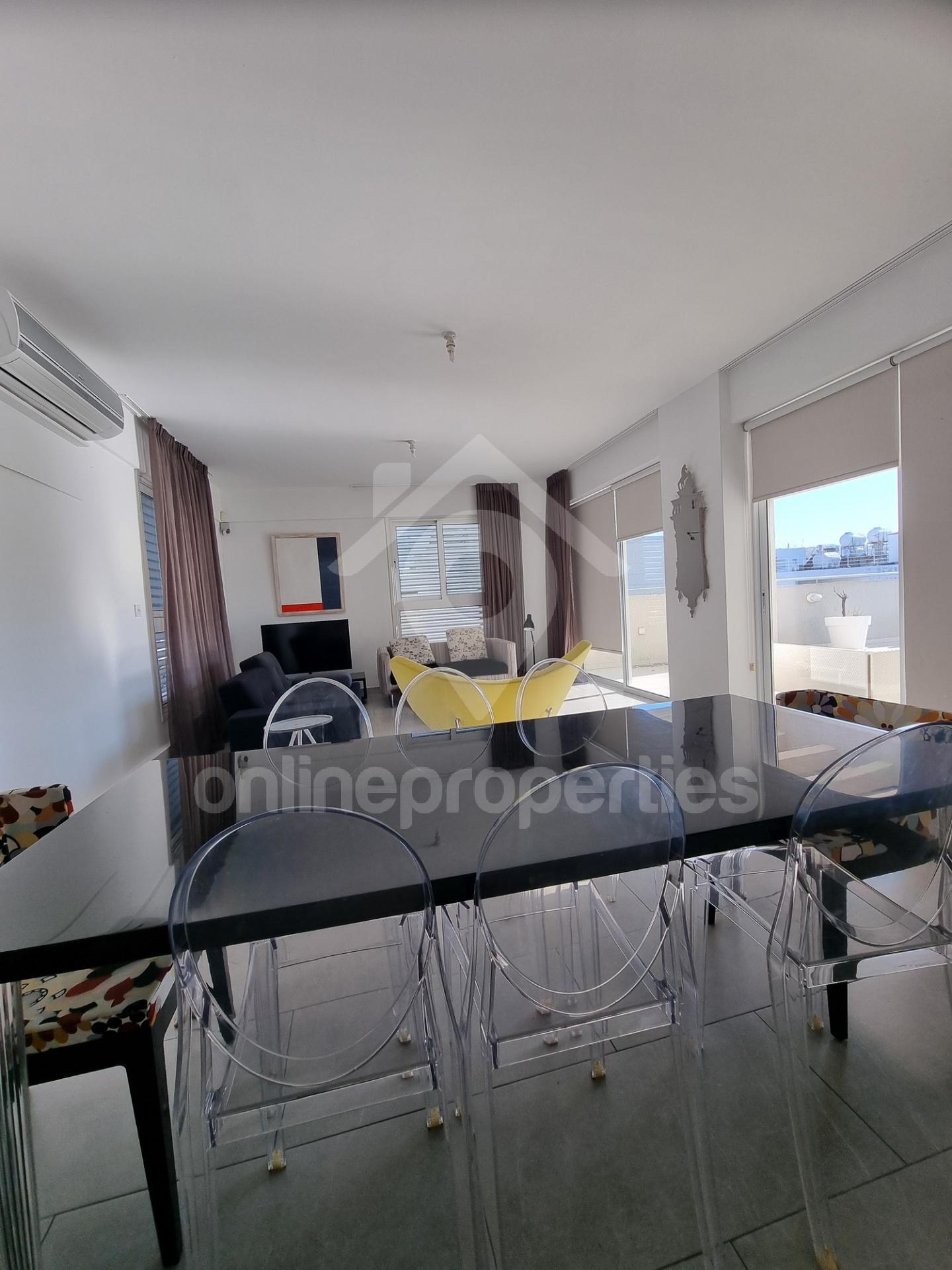 To change image, hover mouse over thumbnails below