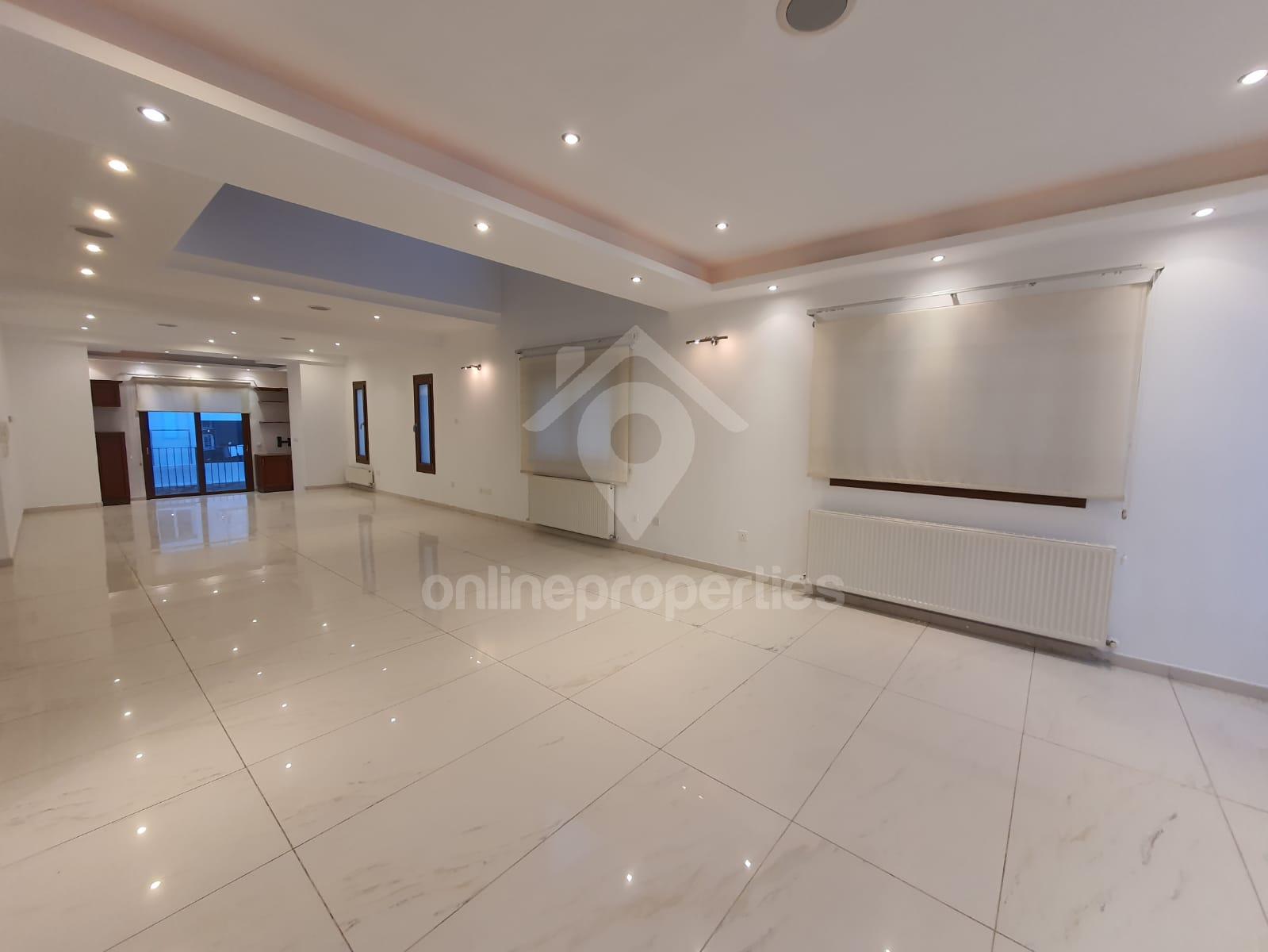 To change image, hover mouse over thumbnails below