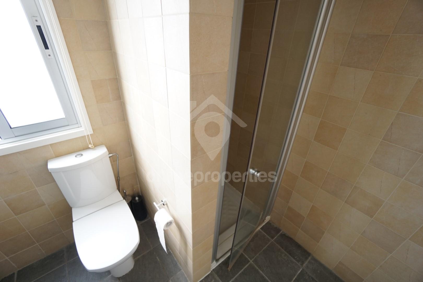 To change image, hover mouse over thumbnails below