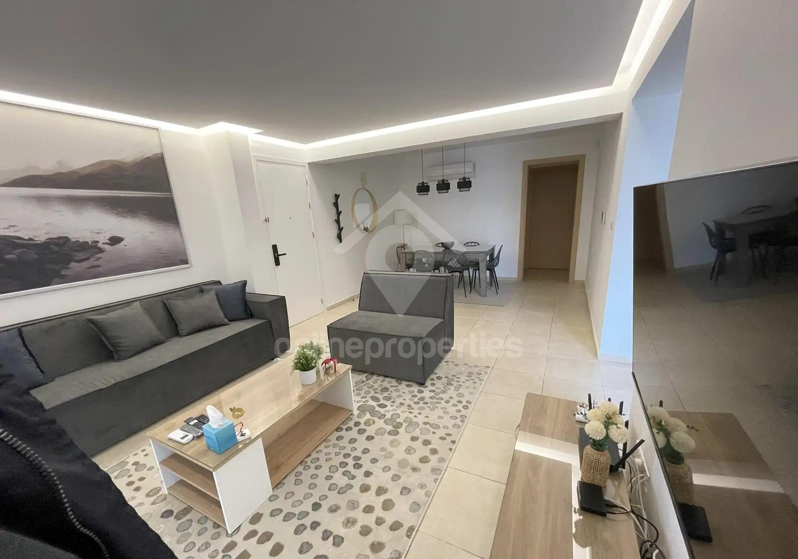 To change image, hover mouse over thumbnails below