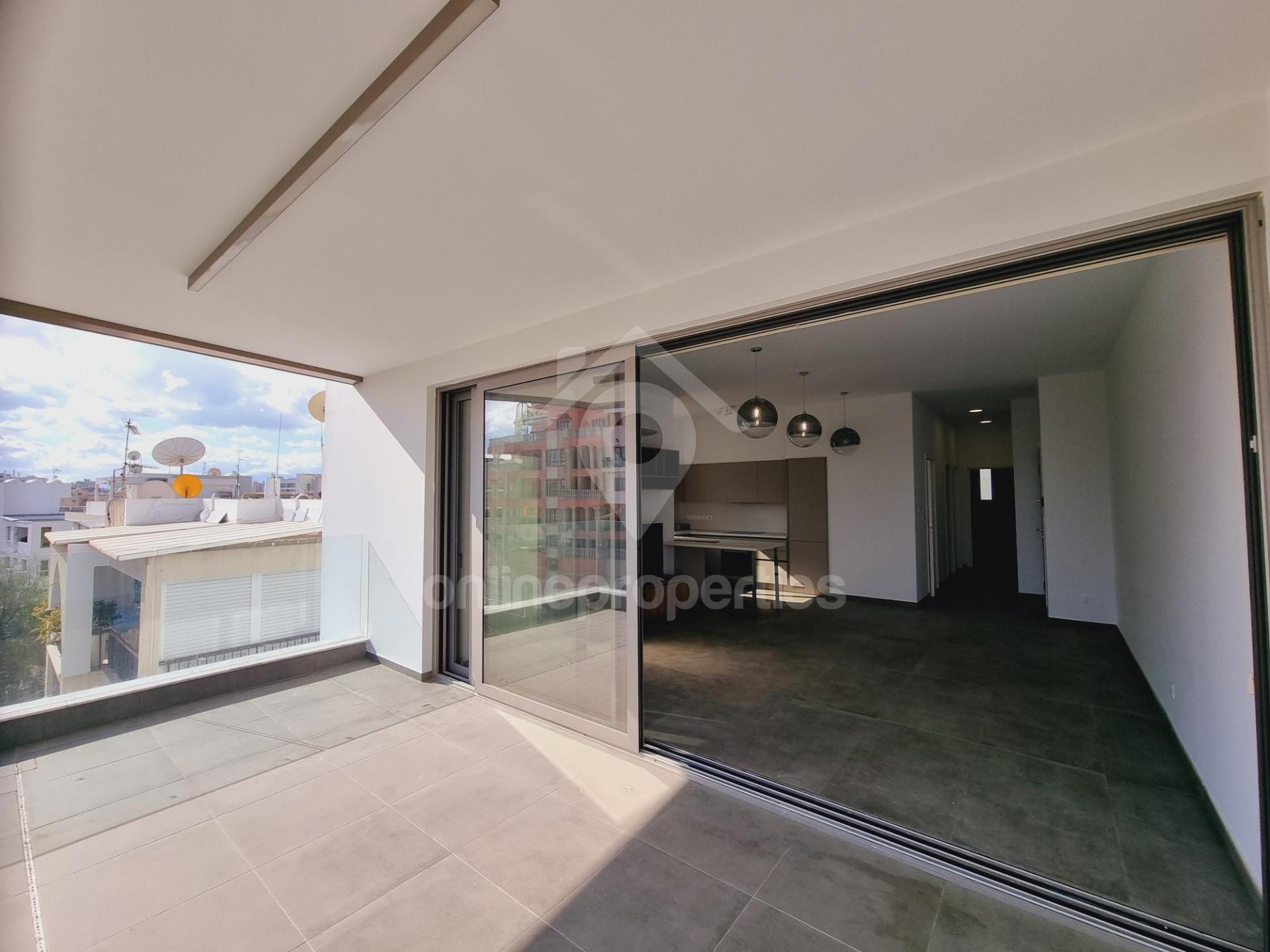 To change image, hover mouse over thumbnails below