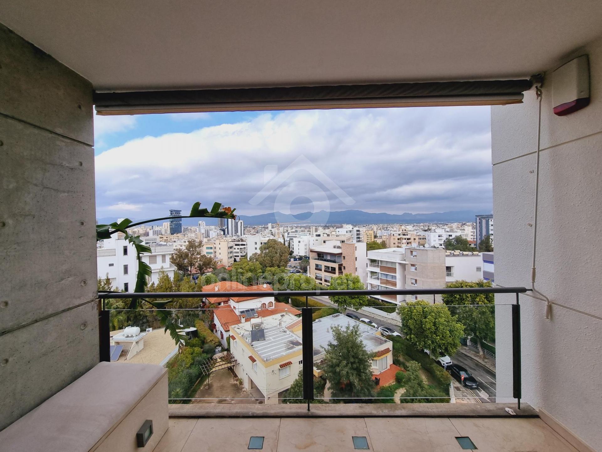 To change image, hover mouse over thumbnails below