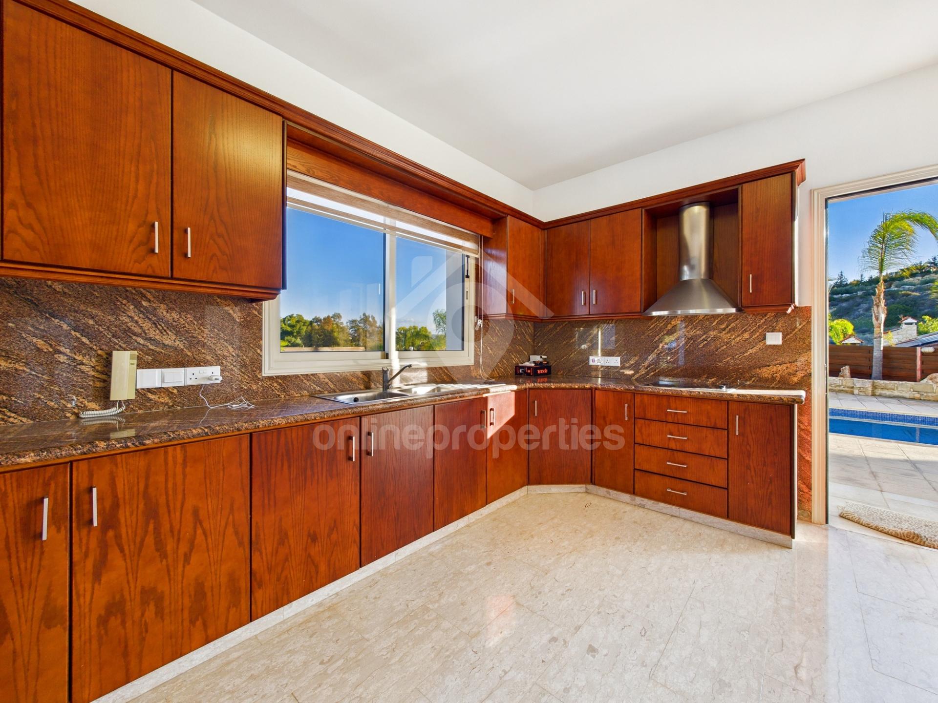 To change image, hover mouse over thumbnails below