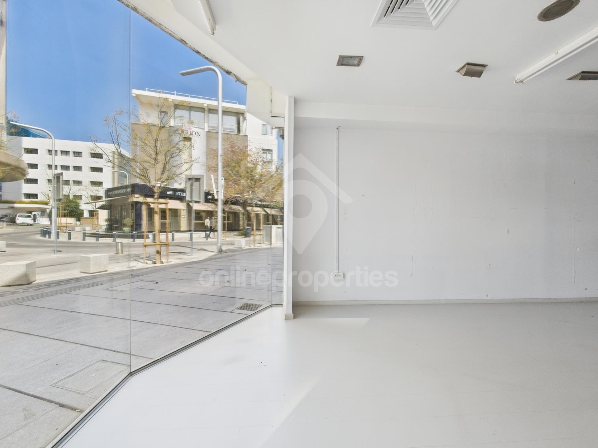 To change image, hover mouse over thumbnails below