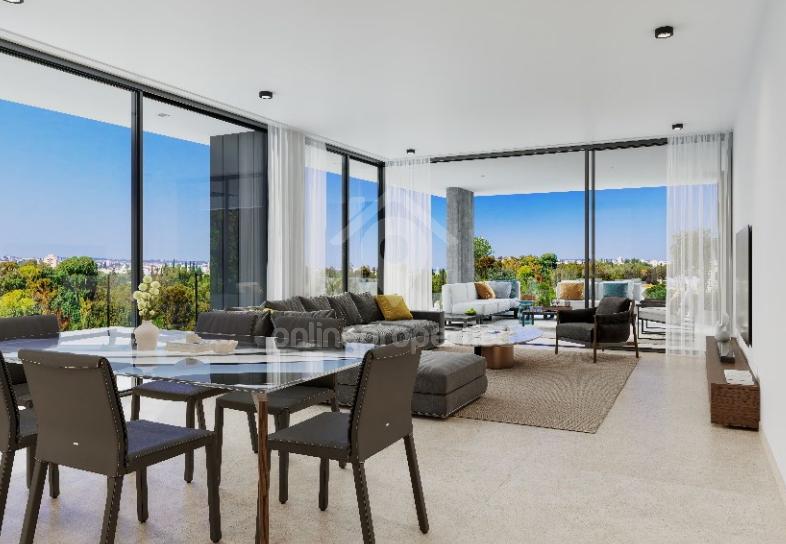 To change image, hover mouse over thumbnails below