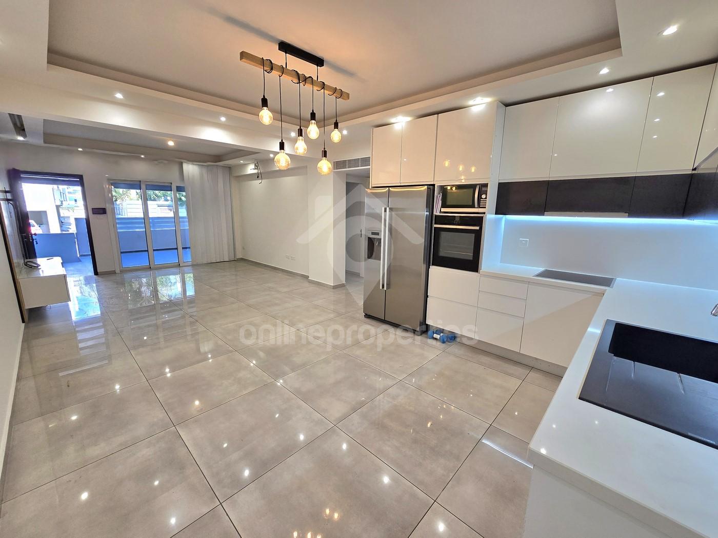 2 bed Luxury finished ground floor apartment with separate entrance with gate