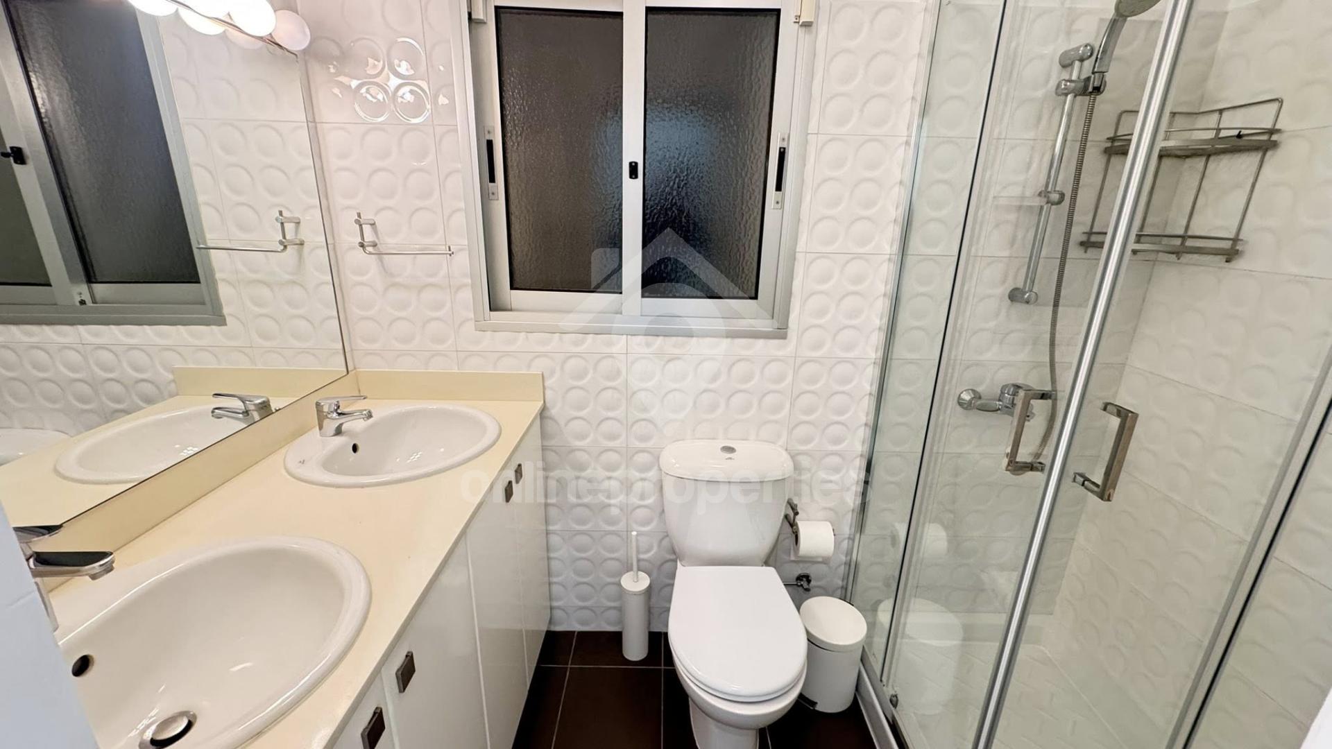 To change image, hover mouse over thumbnails below