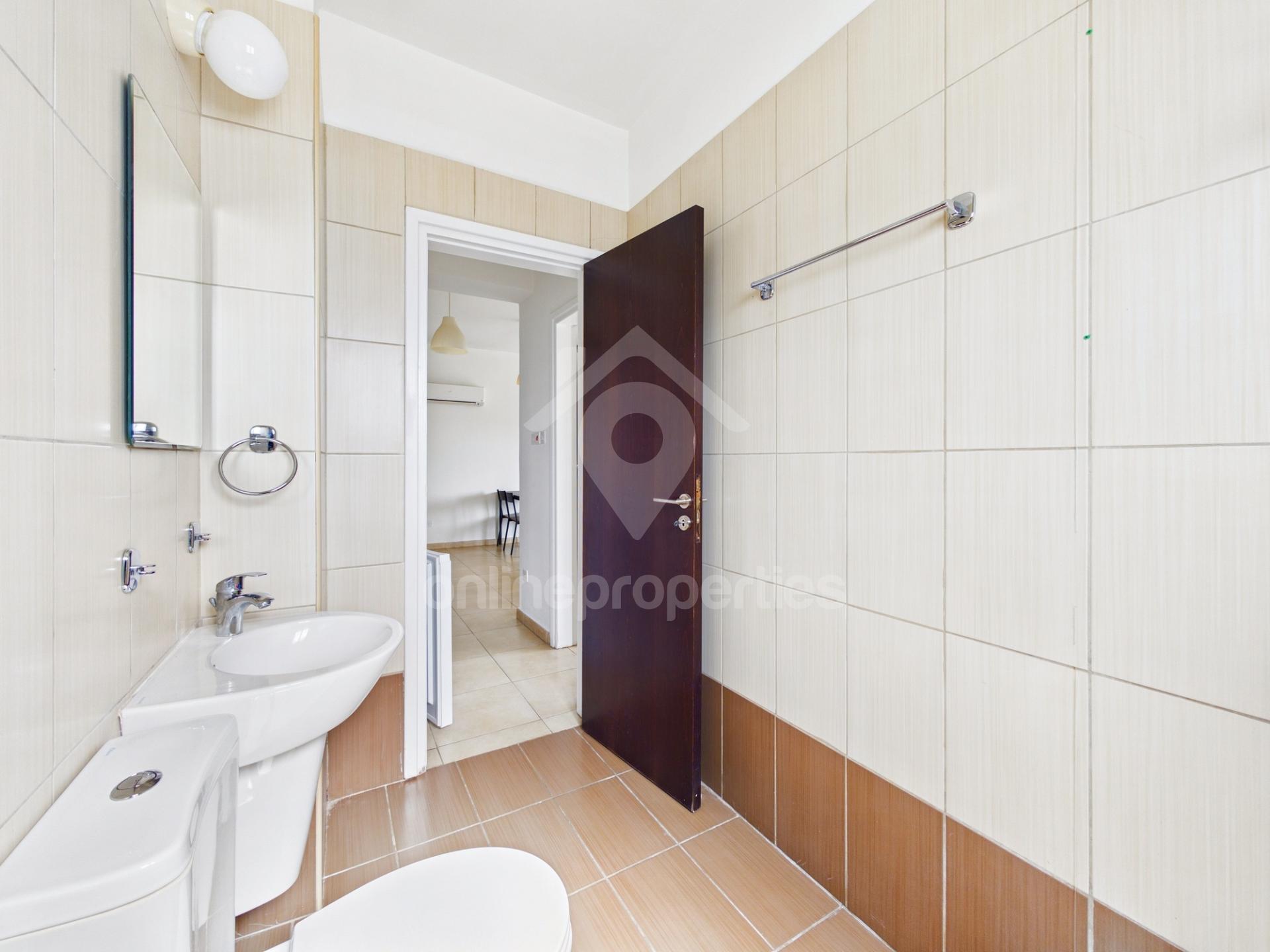 To change image, hover mouse over thumbnails below