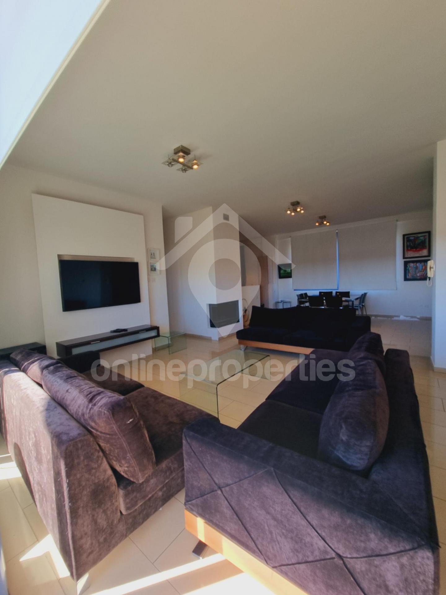 To change image, hover mouse over thumbnails below