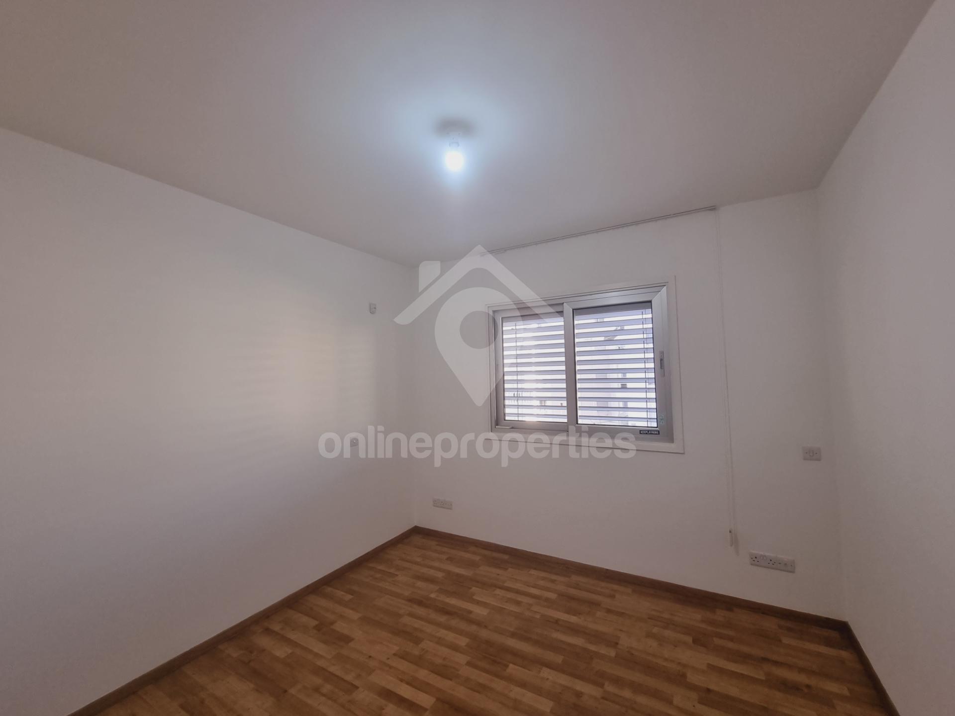 To change image, hover mouse over thumbnails below